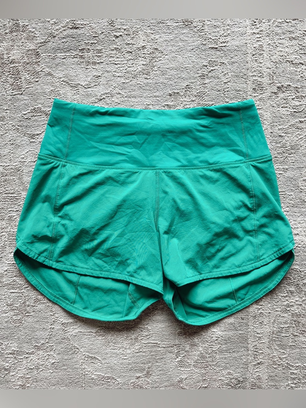 Lululemon Speed Up Athletic Women’s High Rise Lined Shorts Sz 4 Kelly Green